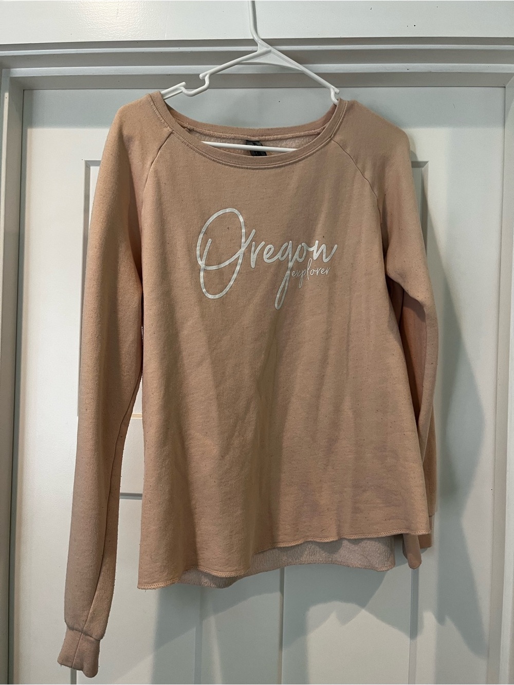 Womens Oregon Explorer medium sweatshirt.